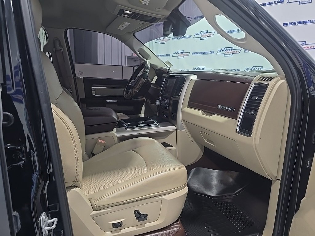 Used 2015 RAM 1500 Laramie w/ Convenience Group image 27