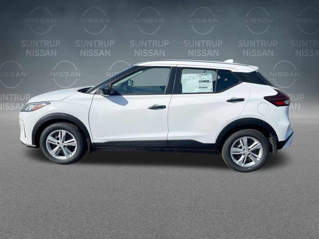 New 2025 Nissan Kicks Play S image 11