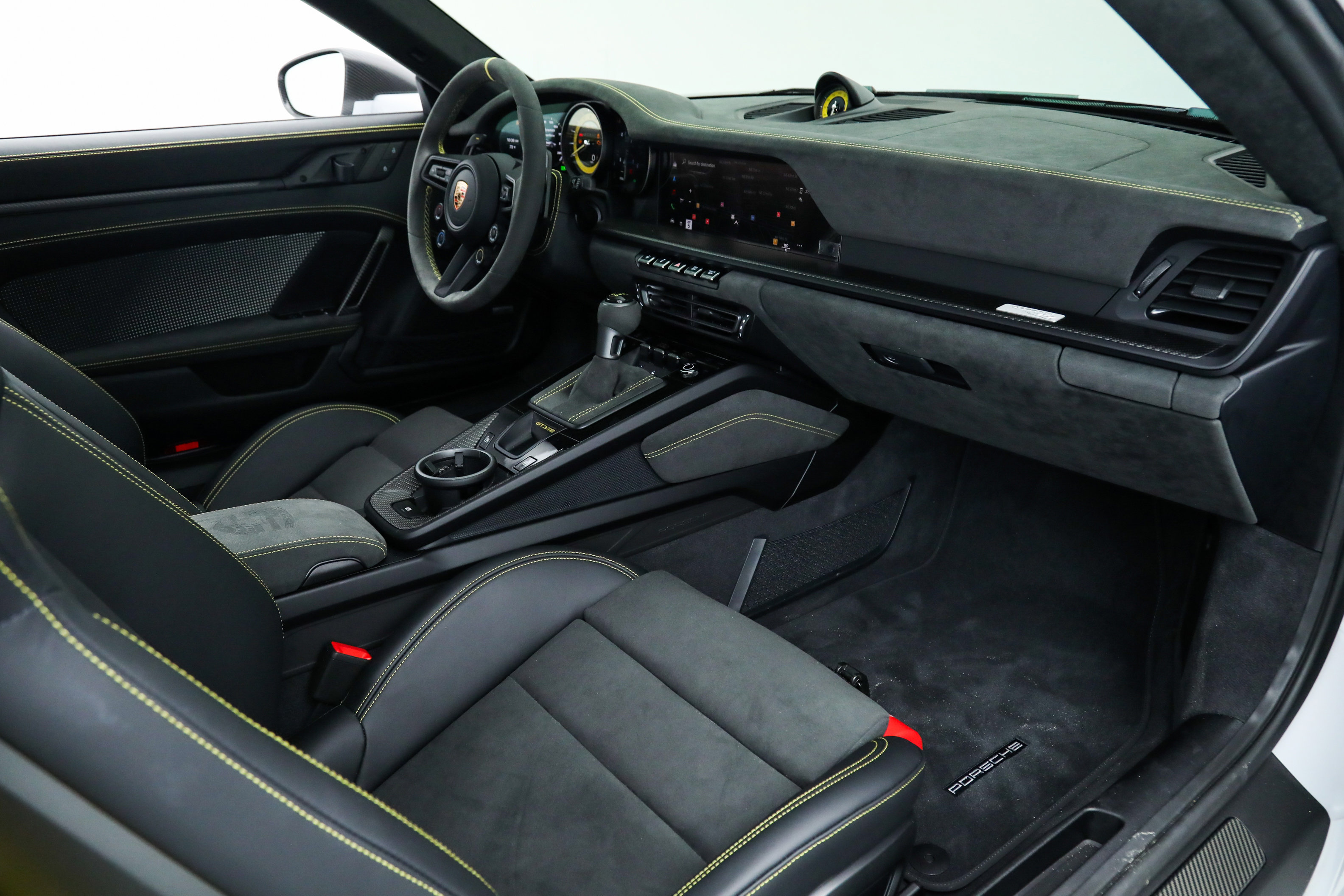 Used 2025 Porsche 911 GT3 RS image 19