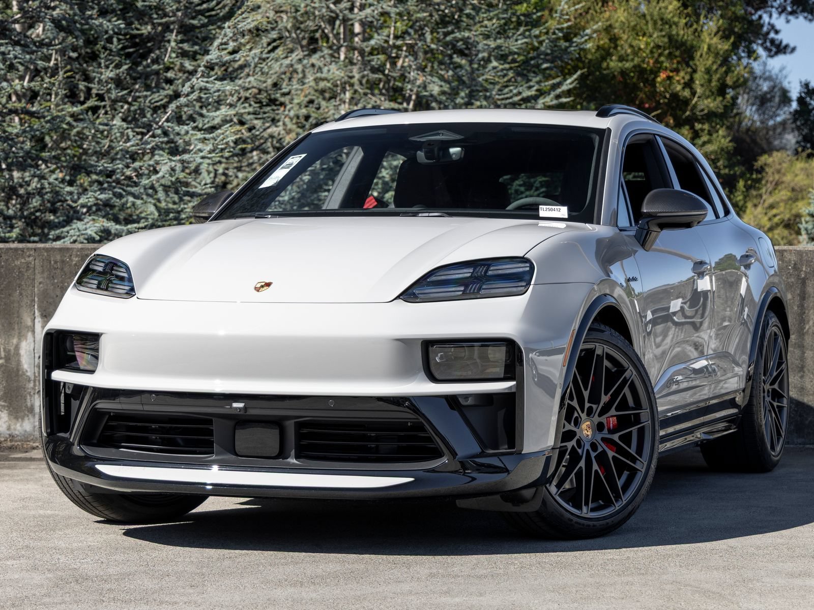 New 2026 Porsche Macan GTS Electric AWD/4WD image 1