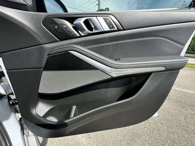 Used 2024 BMW X5 M60i AWD/4WD image 22