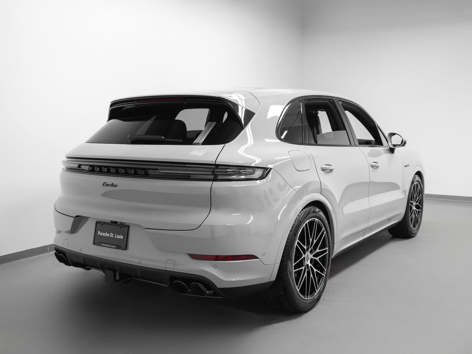 New 2026 Porsche Cayenne Turbo AWD/4WD image 12