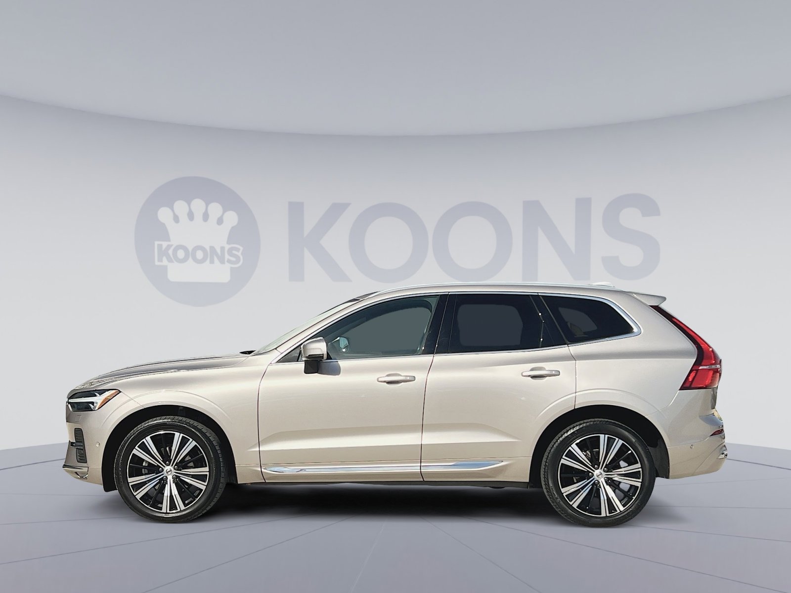 Certified 2023 Volvo XC60 B5 Ultimate w/ Climate Package AWD/4WD image 13