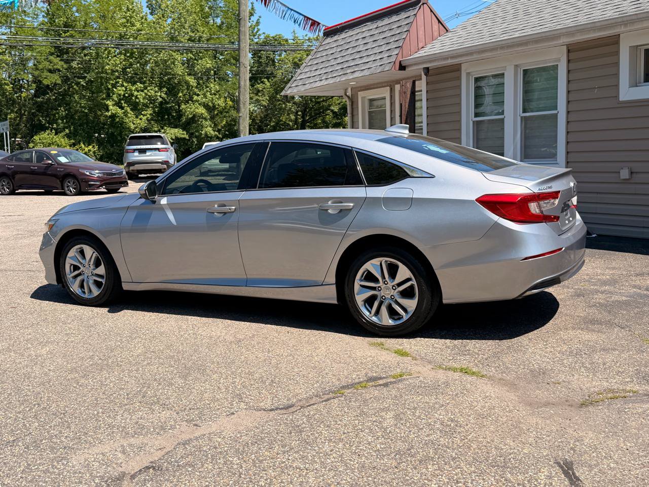 Used 2019 Honda Accord LX image 4