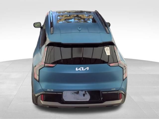 Used 2024 Kia EV9 GT-Line AWD/4WD image 6