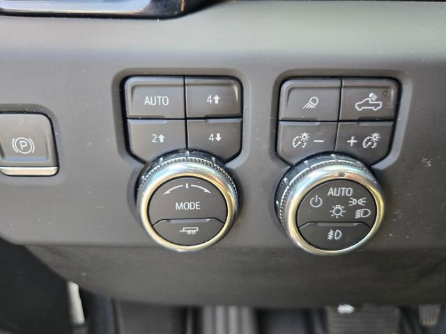 Used 2023 GMC Sierra 1500 AT4 w/ AT4 Preferred Package image 30