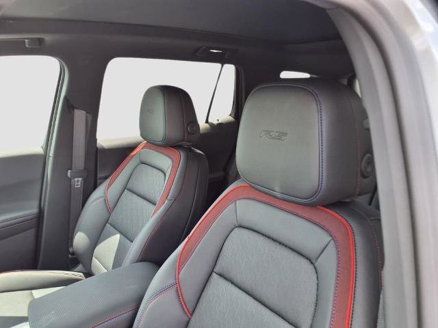 New 2026 Chevrolet Equinox RS w/ LPO, Floor Liner Package image 11