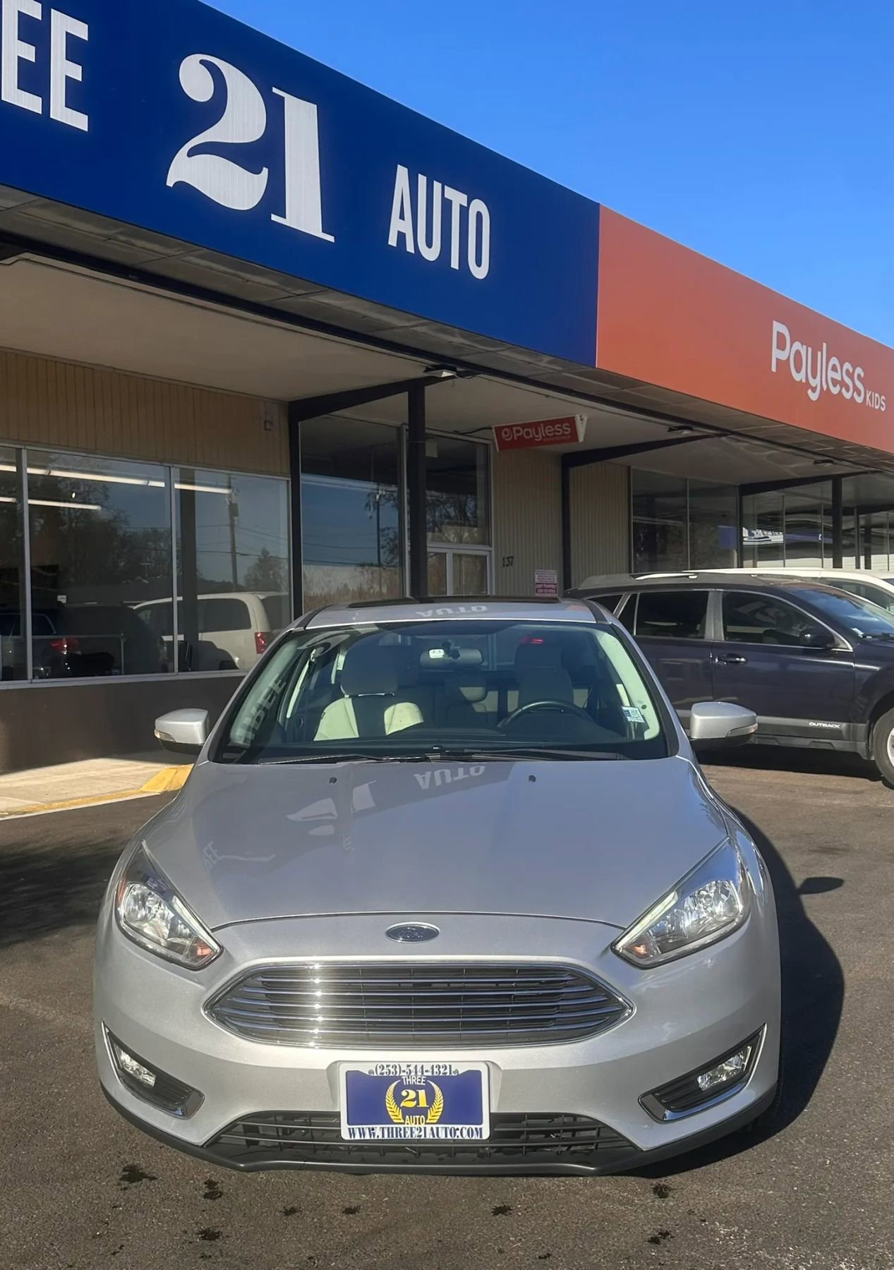 Used 2018 Ford Focus Titanium FWD image 9