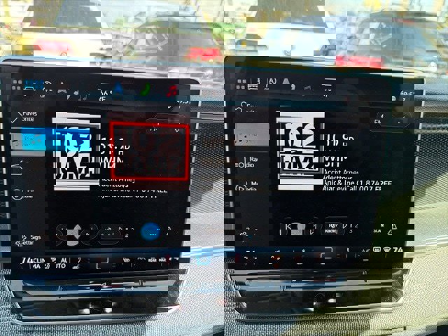 Used 2025 Volkswagen Tiguan S image 24