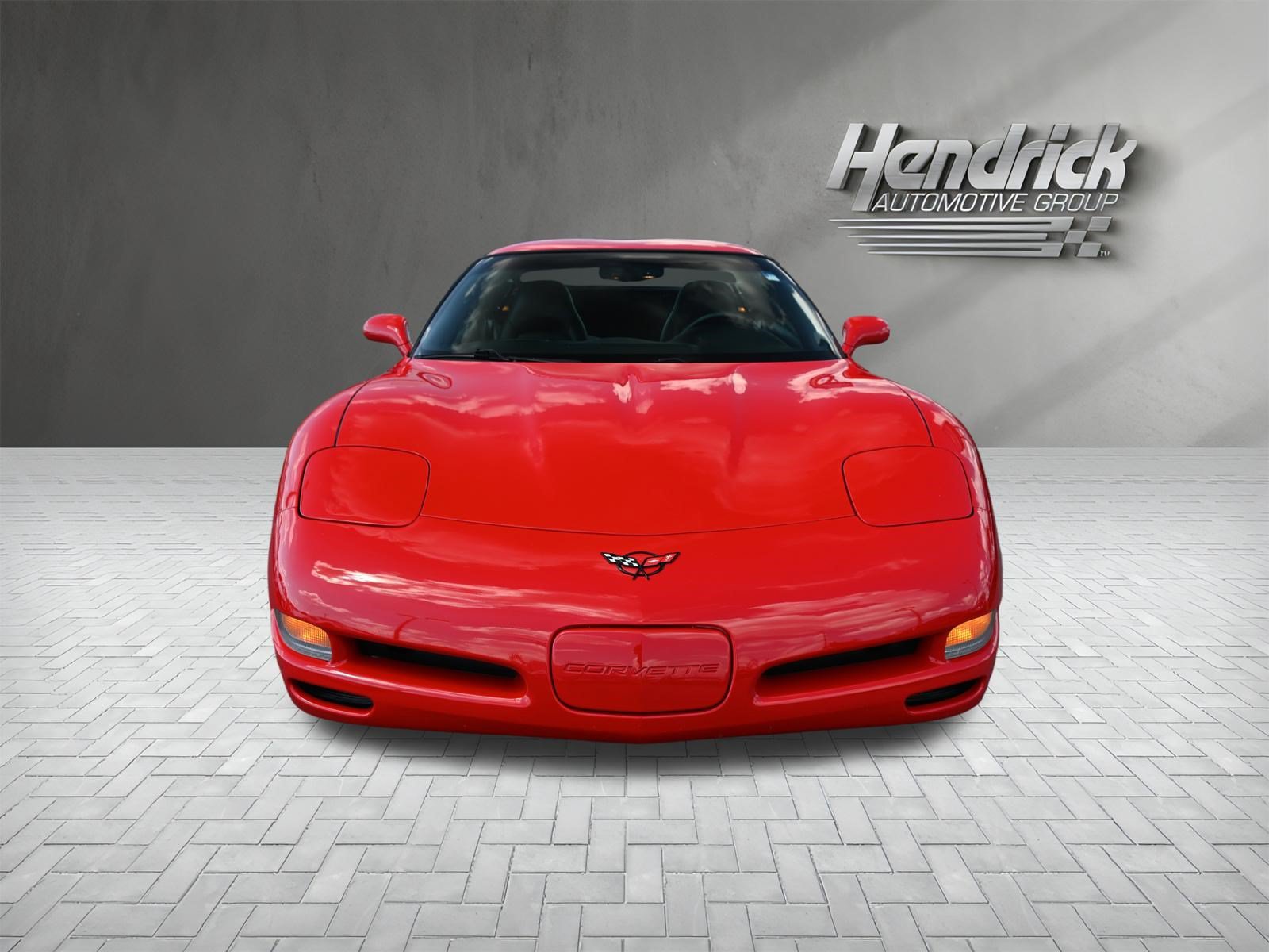 Used 2004 Chevrolet Corvette Coupe RWD image 3
