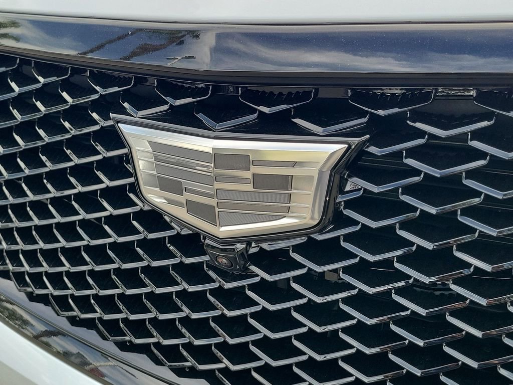 Used 2026 Cadillac Escalade Platinum Sport w/ LPO, ONYX Package image 31