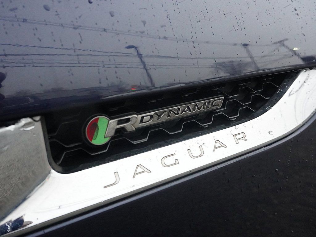 Used 2019 Jaguar F-TYPE R-Dynamic image 27