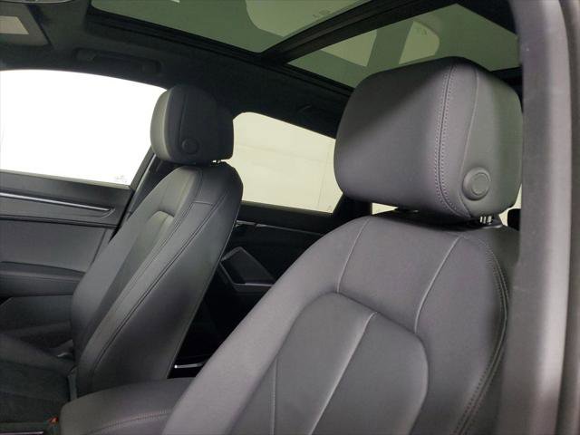 Certified 2019 Audi Q3 2.0T Premium Plus w/ Premium Plus Package AWD/4WD image 23
