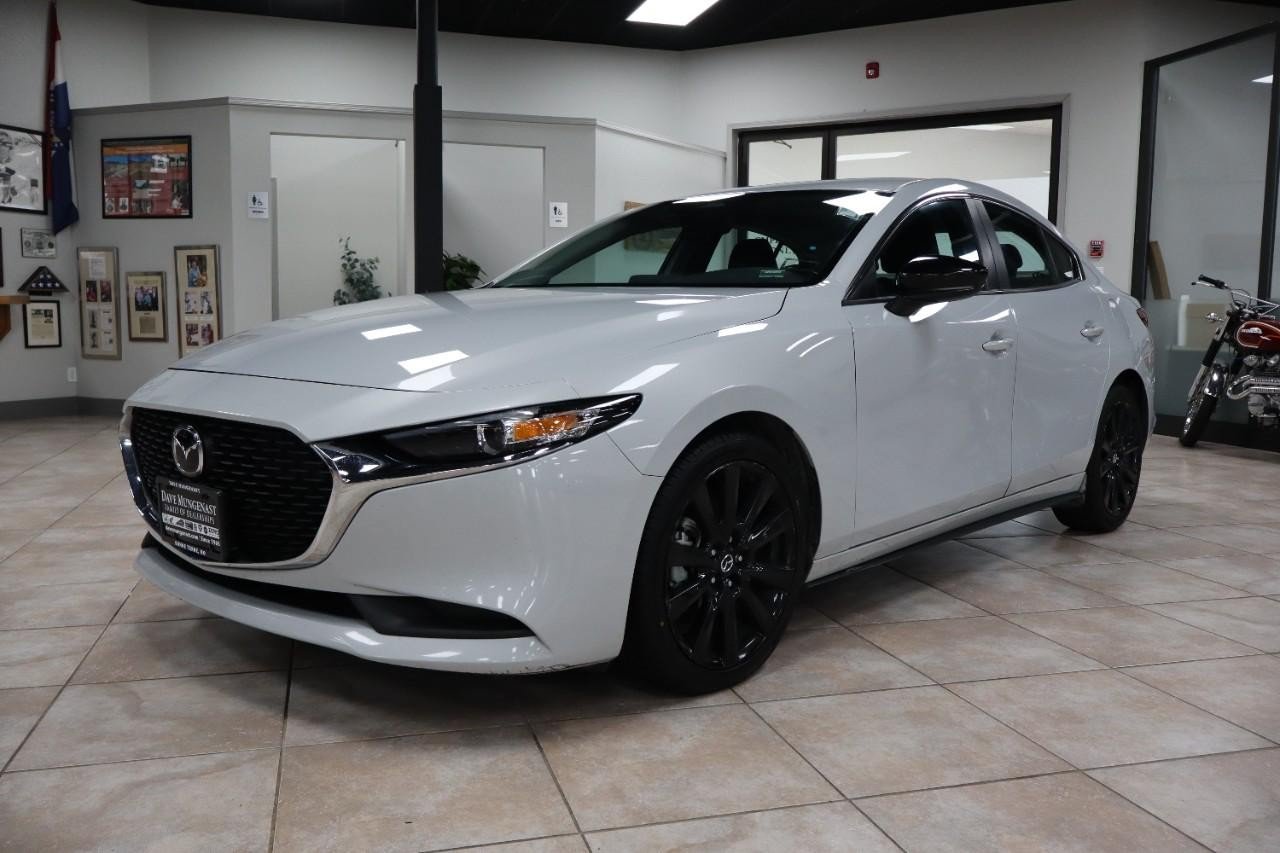 Used 2024 MAZDA MAZDA3 s FWD image 2