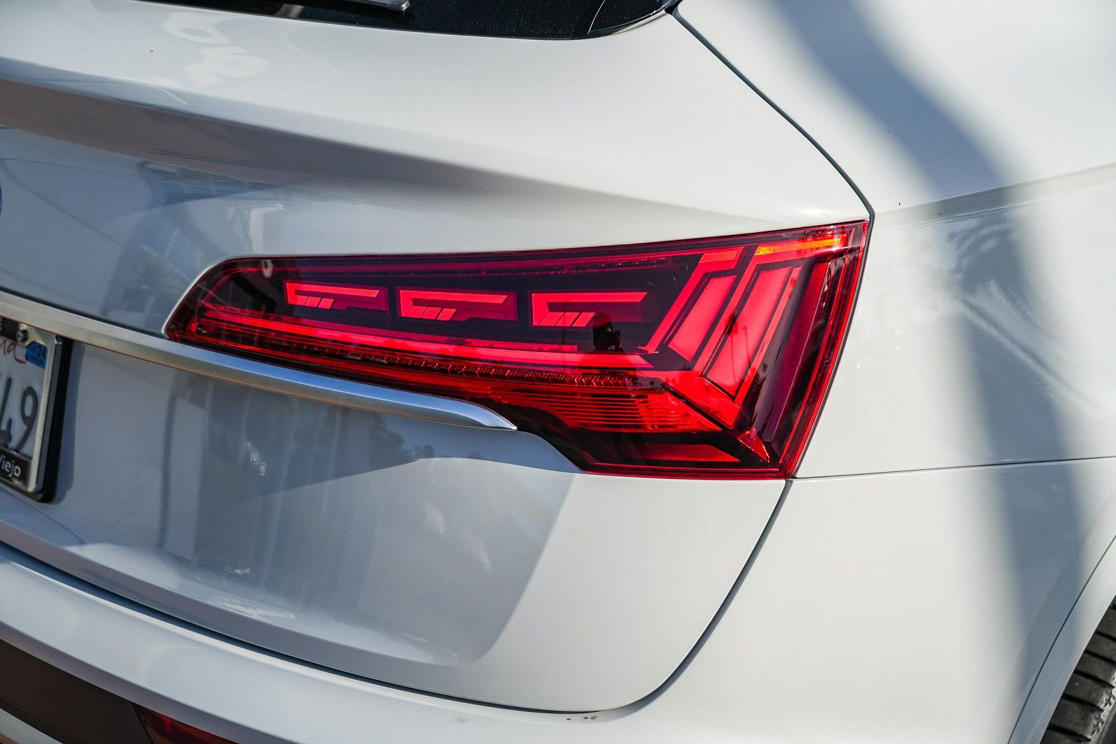 Used 2023 Audi SQ5 Prestige w/ Prestige Package image 10