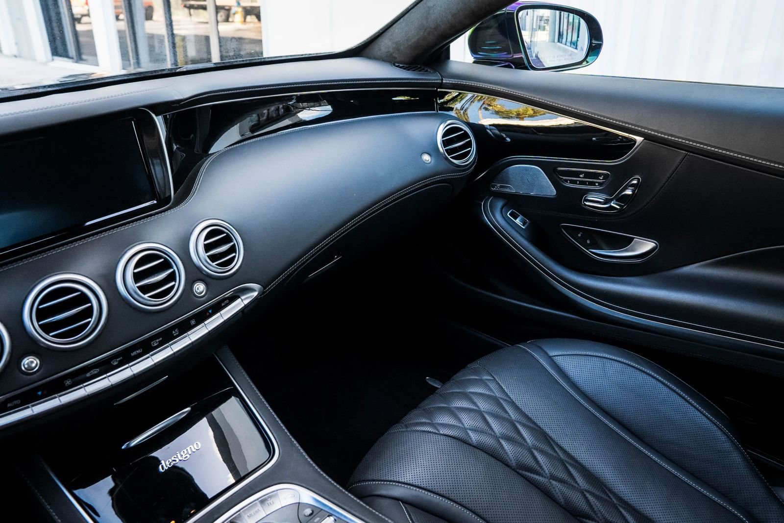Used 2015 Mercedes-Benz S 550 4MATIC Coupe image 32
