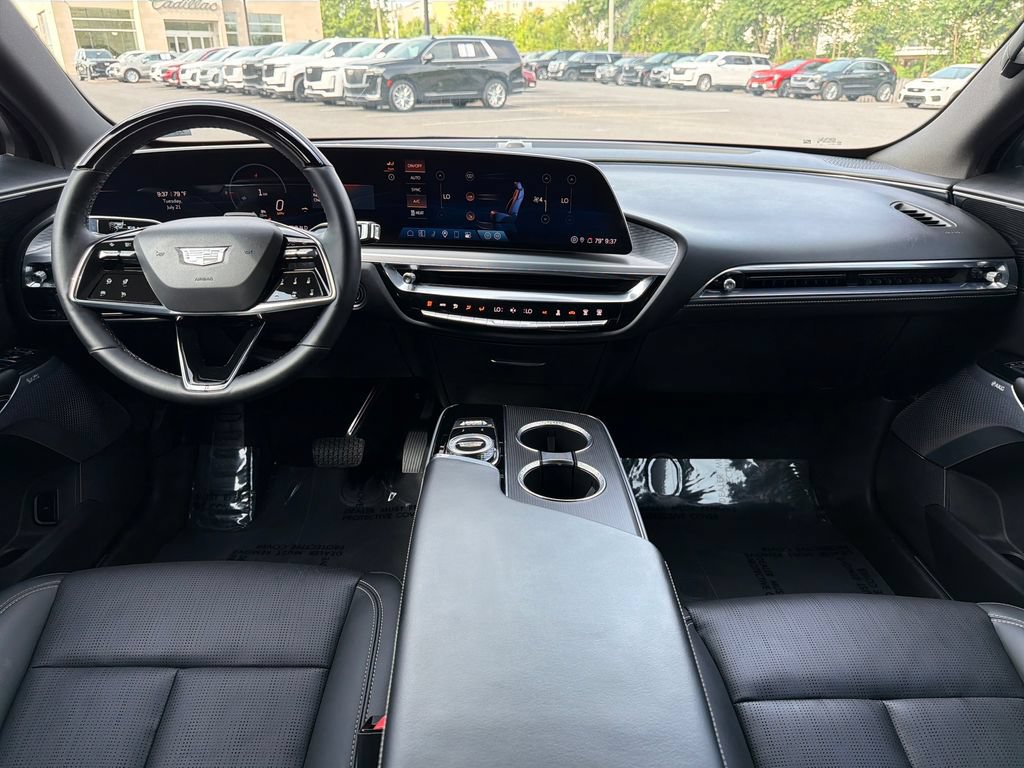 Certified 2024 Cadillac Lyriq Sport AWD/4WD image 13