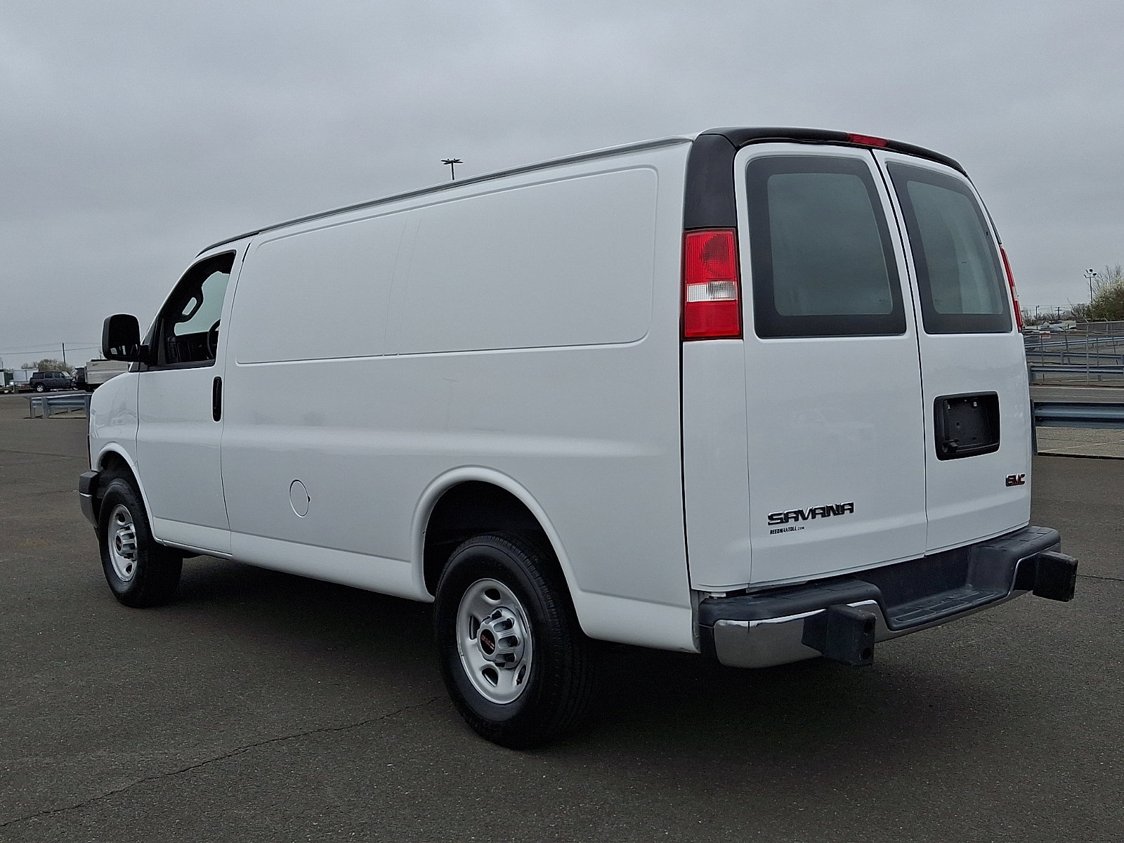 Certified 2024 GMC Savana 2500 w/ Driver Convenience Package image 4