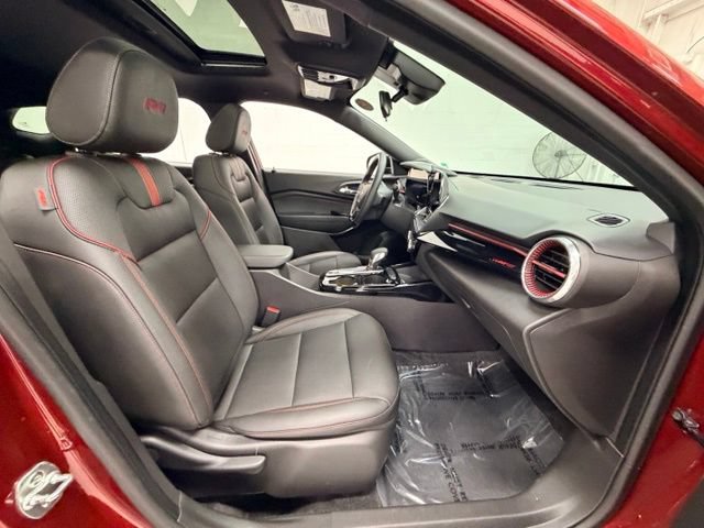 Certified 2024 Chevrolet Trax RS w/ Sunroof Package FWD image 26