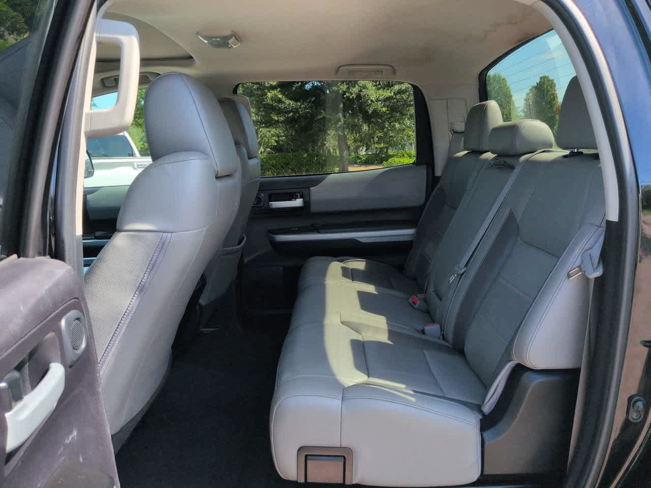Used 2020 Toyota Tundra Limited w/ Limited Premium Package AWD/4WD image 13