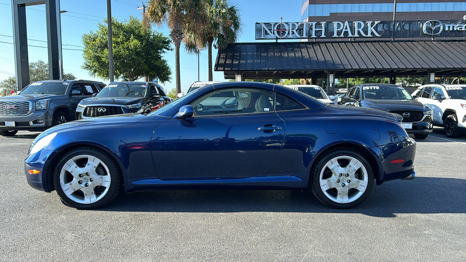 Used 2004 Lexus SC 430 Convertible RWD image 5