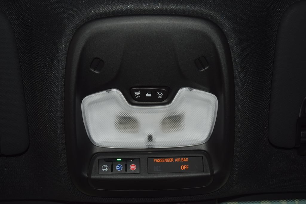 Used 2024 Chevrolet Colorado Trail Boss w/ Technology Package AWD/4WD image 48