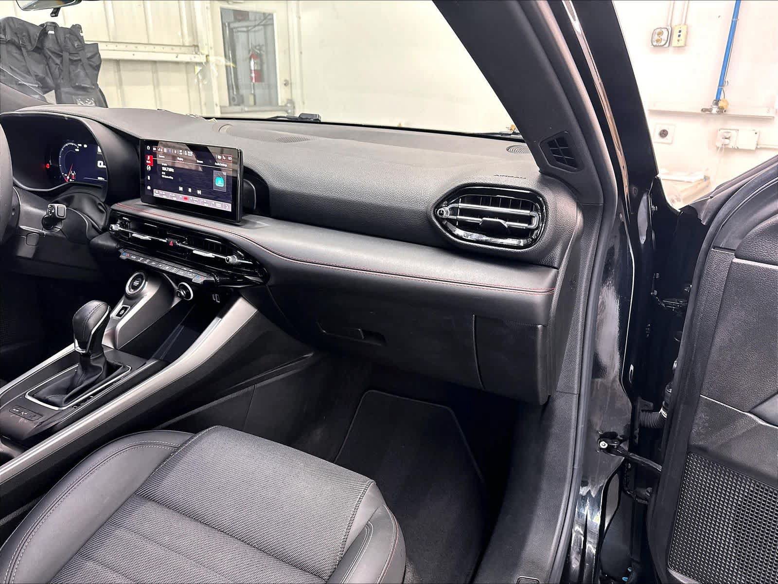 Used 2023 Dodge Hornet GT w/ GT Blacktop Package AWD/4WD image 29