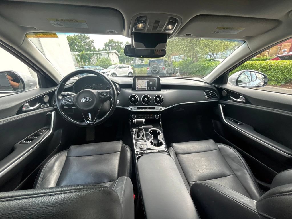 Used 2018 Kia Stinger Premium RWD image 19