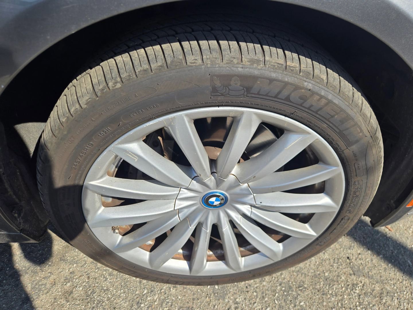 Used 2018 BMW 740e xDrive w/ Executive Package AWD/4WD image 34