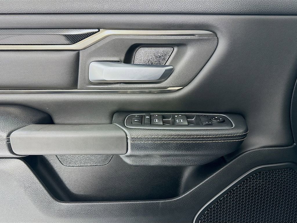 Used 2020 RAM 1500 Rebel image 16