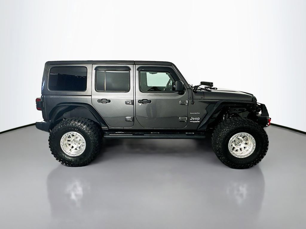 Used 2019 Jeep Wrangler Unlimited Sahara AWD/4WD image 8