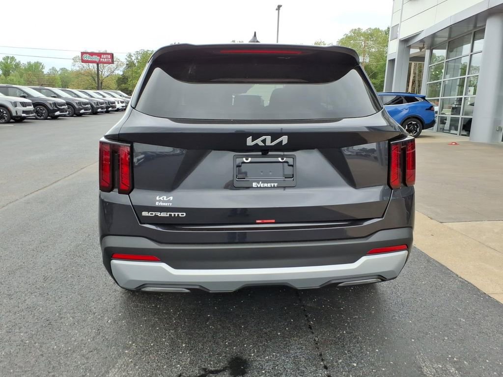 New 2026 Kia Sorento LX FWD image 5