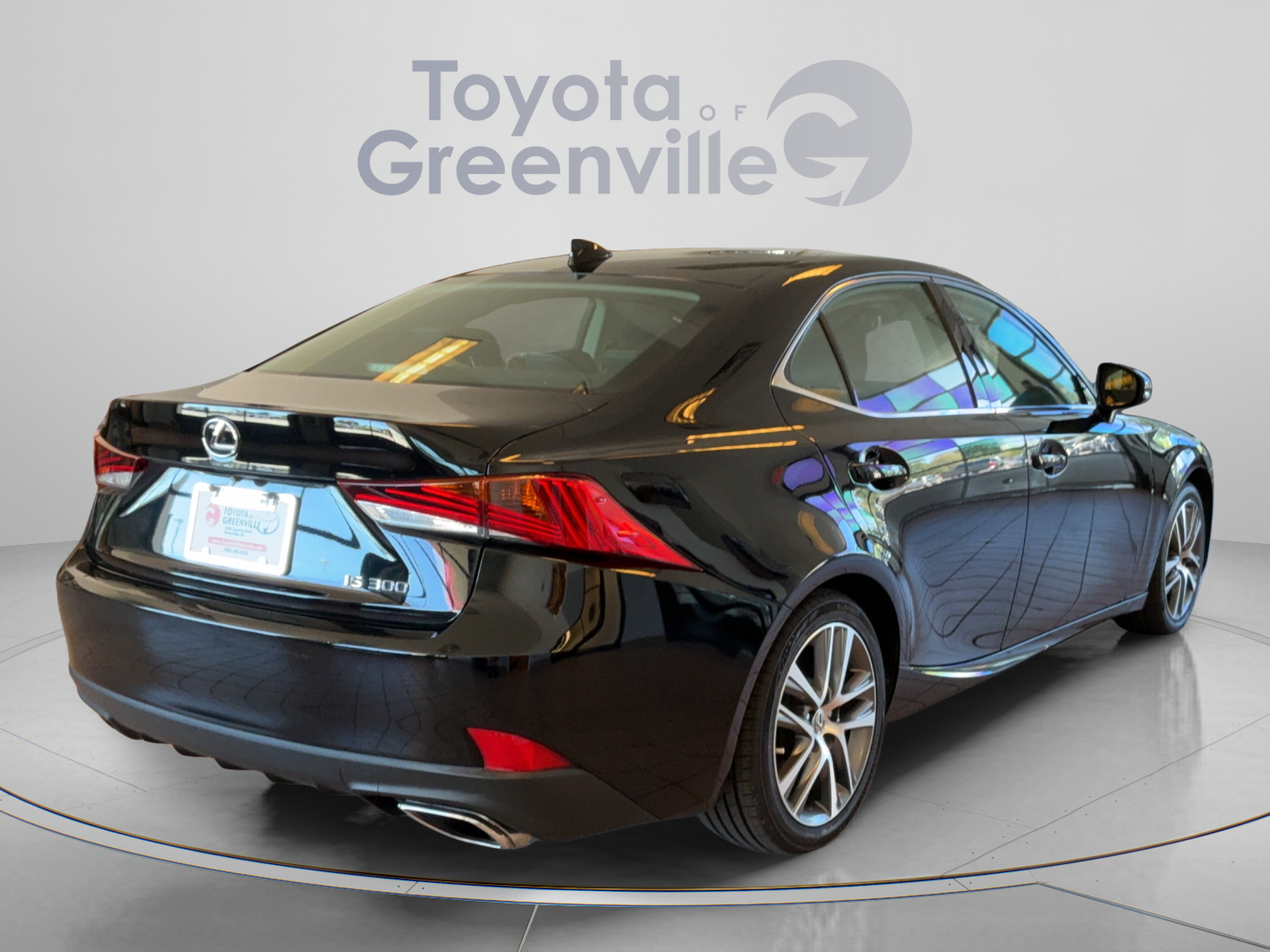 Used 2020 Lexus IS 300 w/ Accessory Package RWD image 6