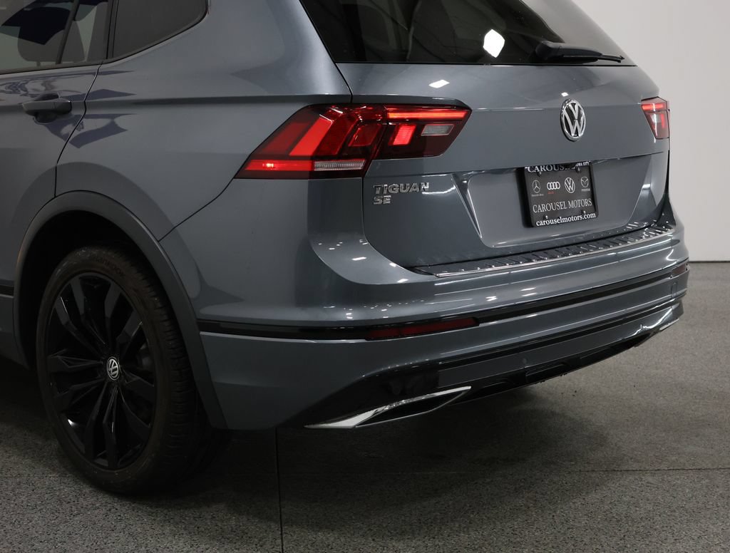 Used 2021 Volkswagen Tiguan SE R-Line FWD image 10