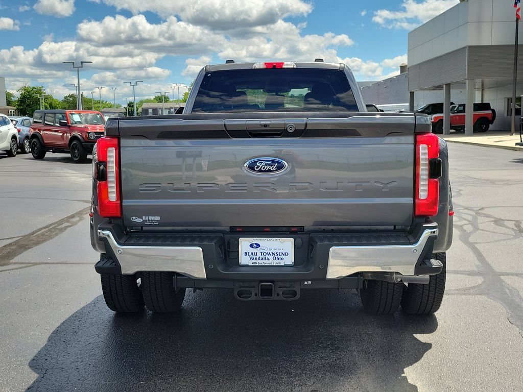 Certified 2025 Ford F350 Lariat w/ Chrome Package AWD/4WD image 5
