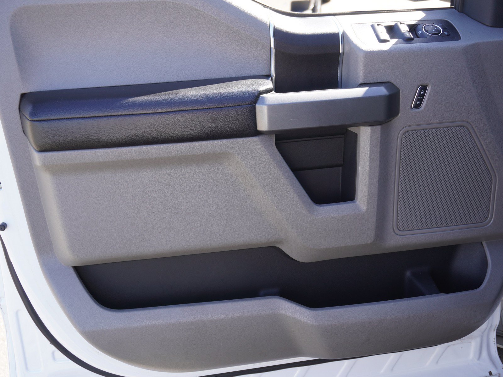 Used 2017 Ford F150 XLT RWD image 21