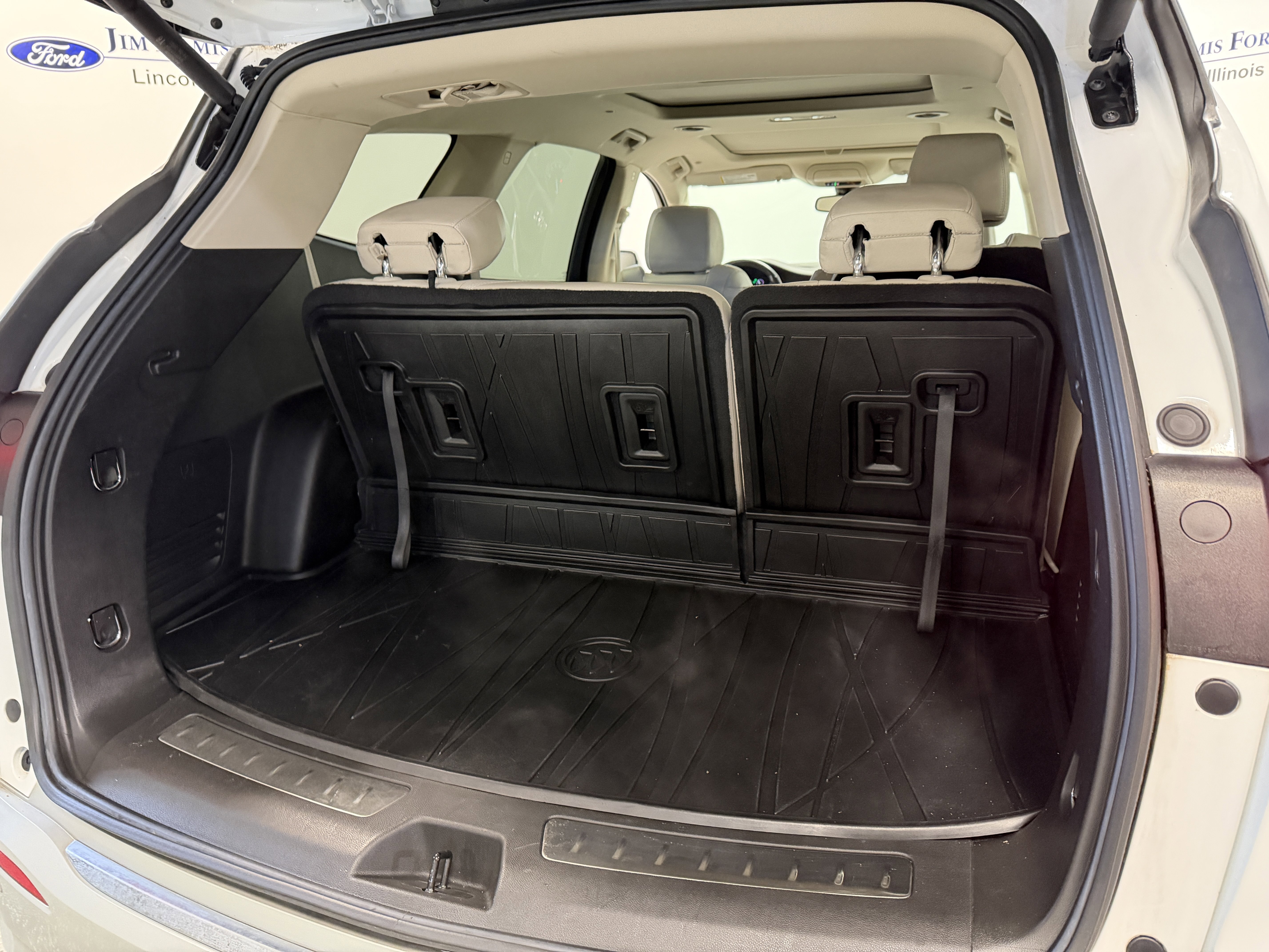 Used 2023 Buick Enclave Essence w/ Experience Buick Package image 27