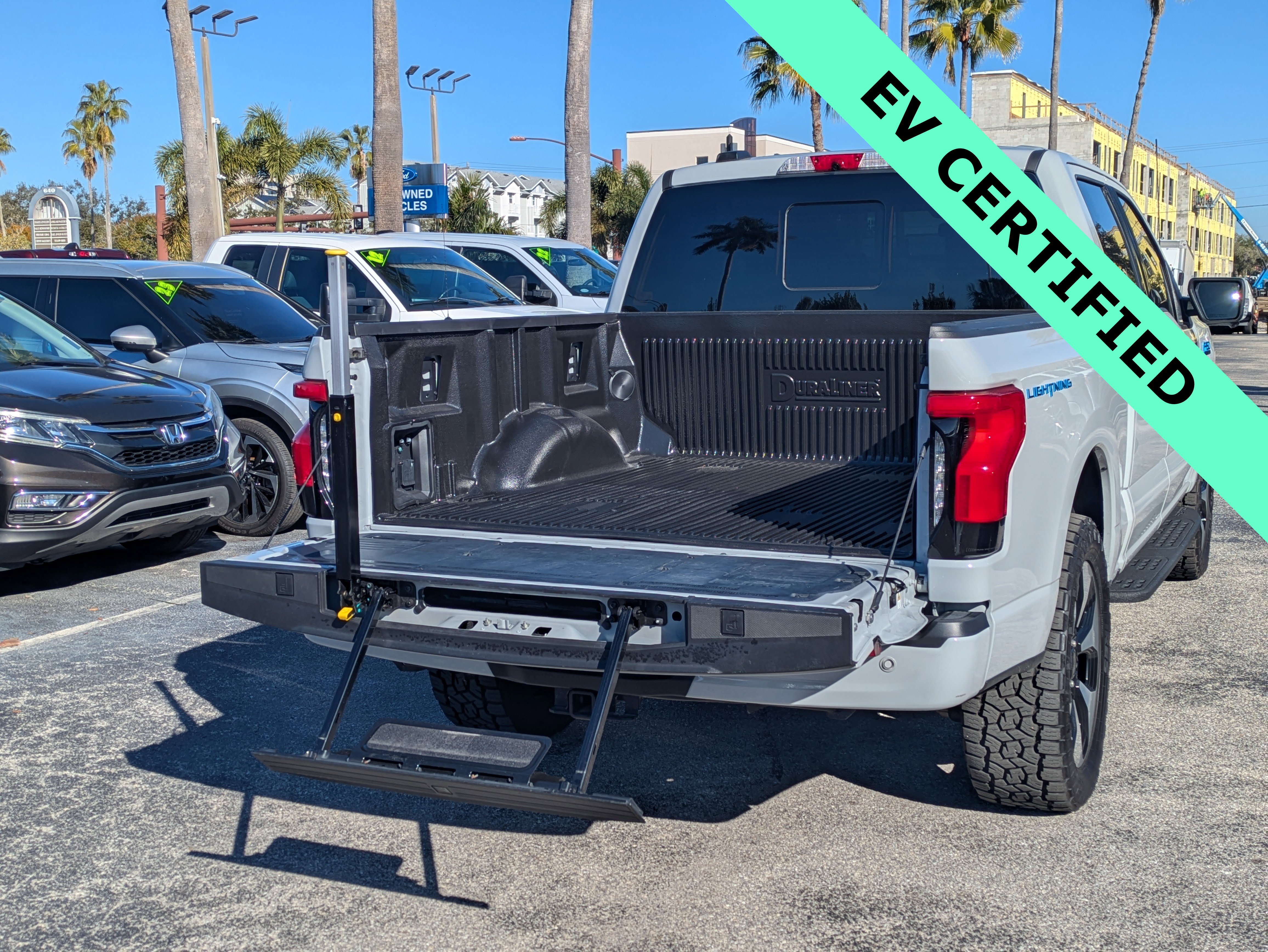 Certified 2024 Ford F150 Lightning Platinum image 13