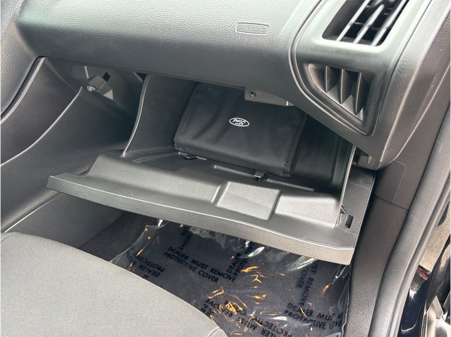 Used 2017 Ford Focus SE FWD image 31