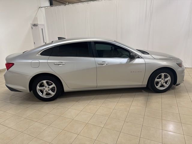 Used 2018 Chevrolet Malibu LS image 6