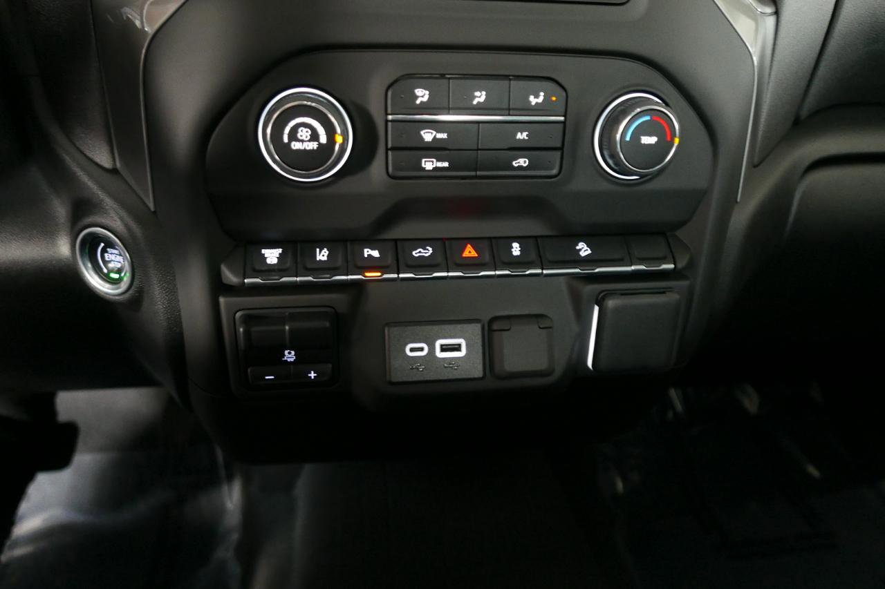 Used 2024 Chevrolet Silverado 2500 Custom w/ Custom Value Package image 17