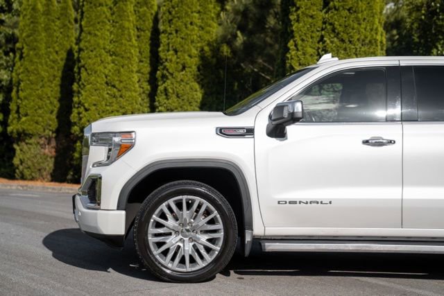 Used 2019 GMC Sierra 1500 Denali w/ Denali Ultimate Package AWD/4WD image 11