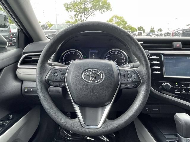 Used 2018 Toyota Camry LE w/ Convenience Package FWD image 8