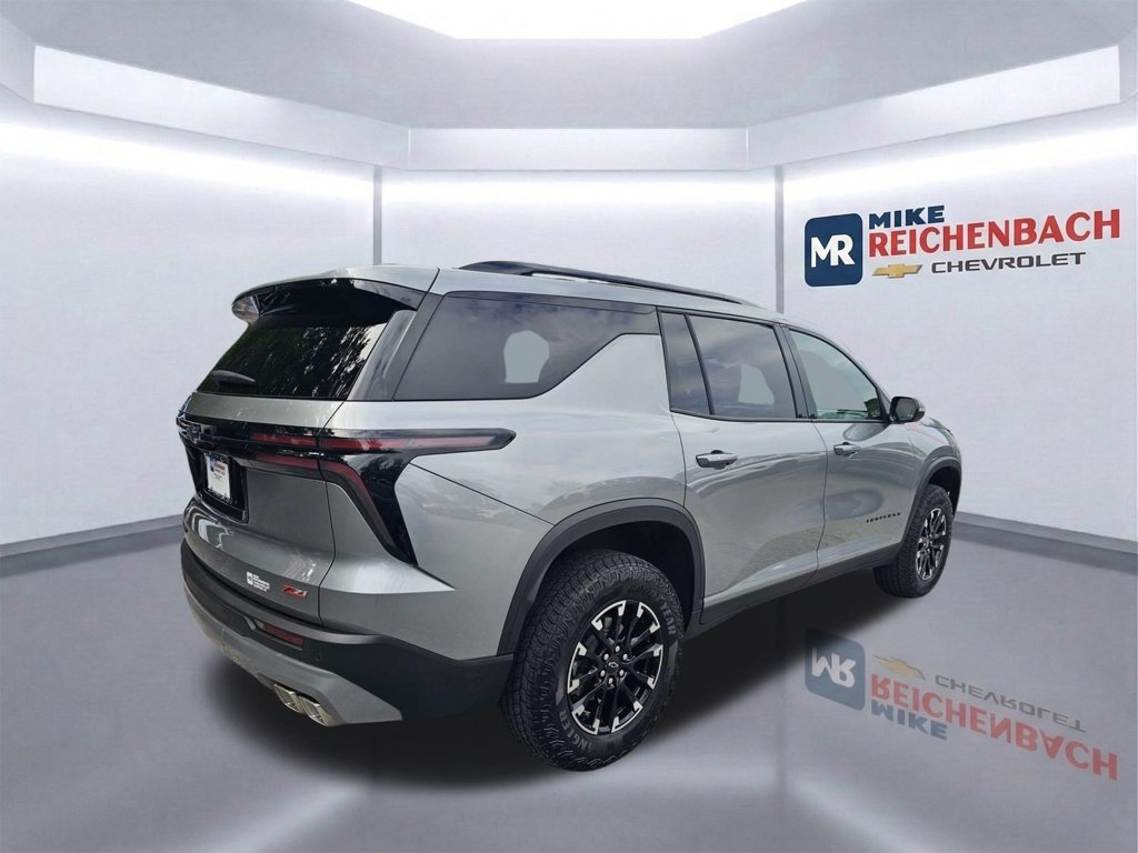 Used 2026 Chevrolet Traverse Z71 AWD/4WD image 4
