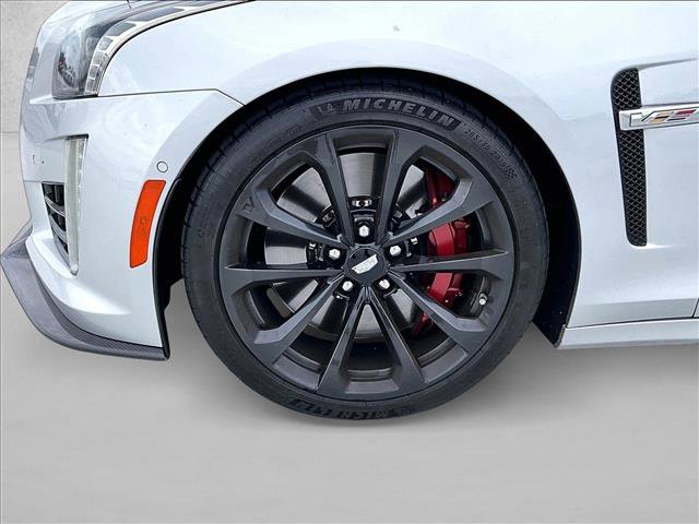 Used 2016 Cadillac CTS V w/ Carbon Fiber Package RWD image 10