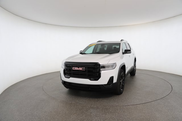Used 2023 GMC Acadia SLE w/ Driver Convenience Package image 32