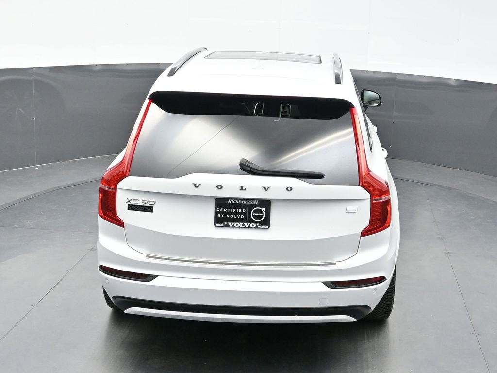 Used 2022 Volvo XC90 T8 R-Design image 29