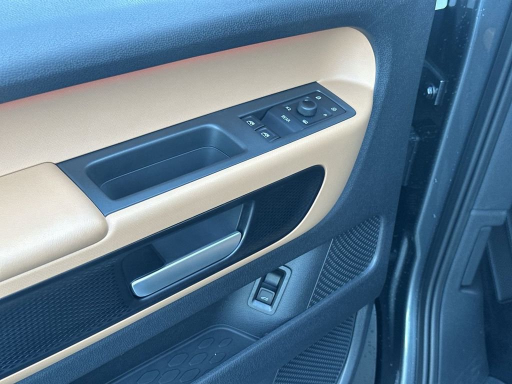 New 2025 Volkswagen ID. Buzz Pro S image 13