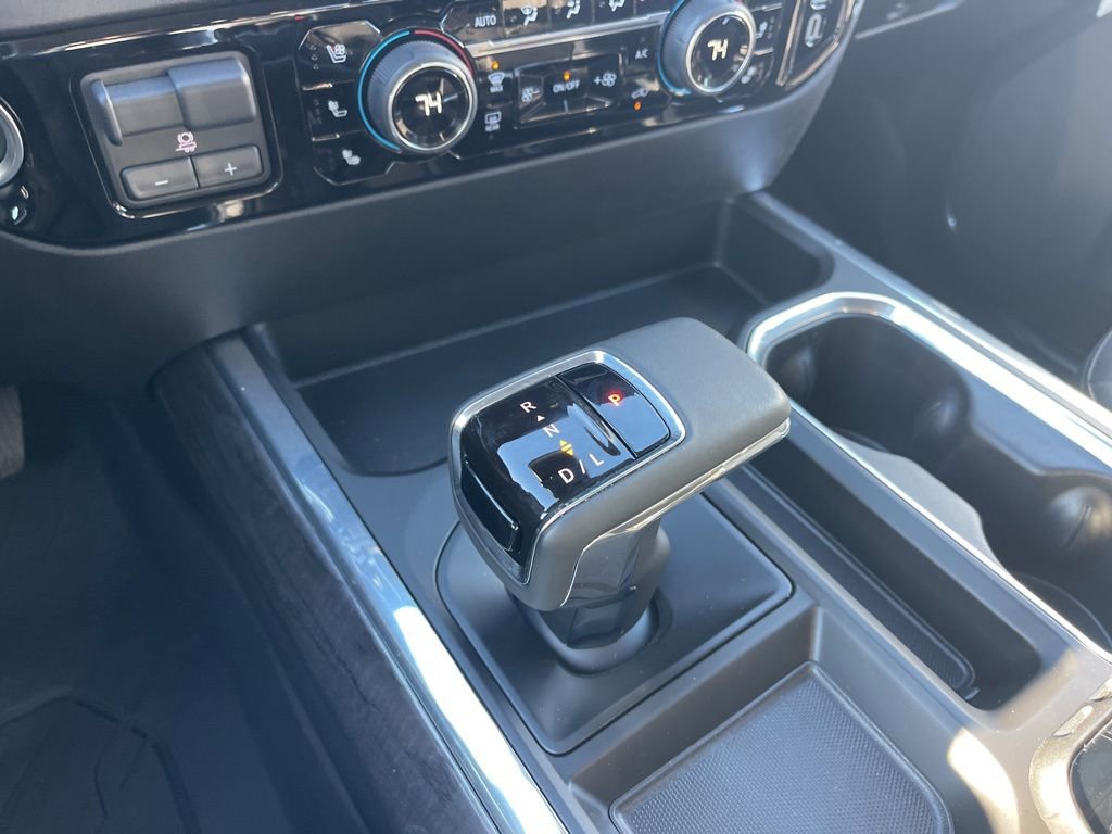 Used 2024 Chevrolet Silverado 1500 LTZ w/ Technology Package image 18