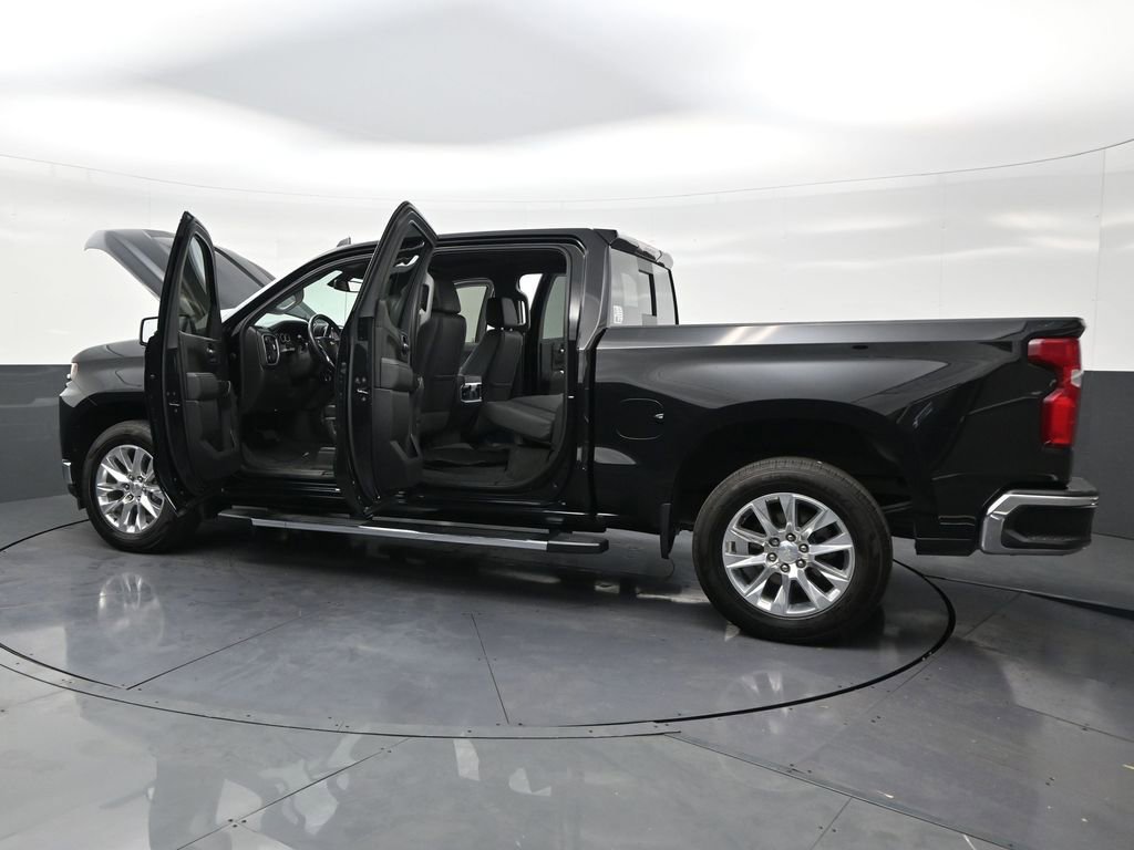 Used 2022 Chevrolet Silverado 1500 LTZ image 32